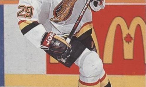 1994-95 Leaf - Gino Odjick #200
