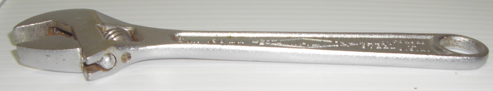 Vintage Diamond Tool & Horseshoe Co. 6” Crescent Wrench No. D76