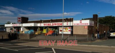 PHOTO  THE OLDHAM BRANCH OF THE WORLDWIDE SUPERMARKET. 2017