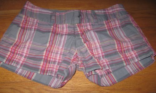 Женские шорты из полиэстера Volcom Check