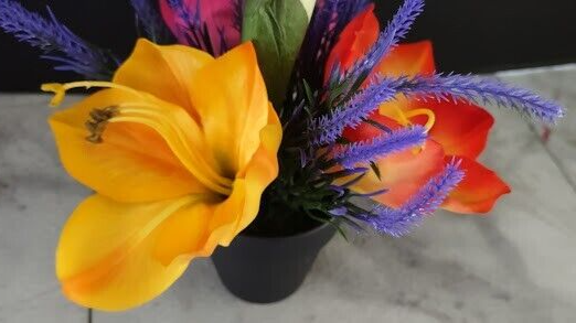 13" Small tropical table decoration