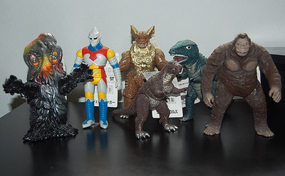 TAKARA TOMY フィギュアリザードン トゲピー シルヴァディ Godzilla (1983-2004) Bandai all with tags8