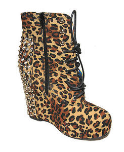 女式动物印花楔形靴