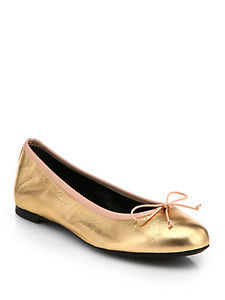 Yves Saint Laurent Tacón bajo y Oxfords de Cuero para Mujeres