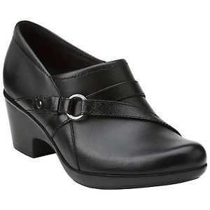 Clarks Women's Solid Heels