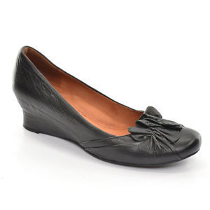 Size 8.5 - Kenneth Cole Gentle Souls Bernadette - Chocolate