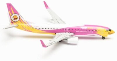 New! Herpa 534956 Nok Air Boeing 737-800 ''Nok Tongchomphoo'' reg. HS-DBS - 1:500