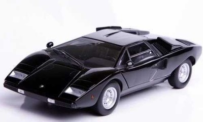 Kyosho 1/18 Lamborghini Countach Lp400 Black K08321Bk