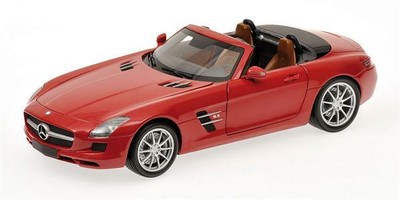Mercedes Benz SLS-Class AMG Roadste 1:18