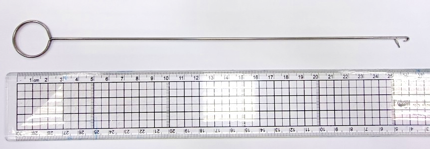 Stainless Steel Loop turner w/ring 10-1/2" (26.5cm) #LT40