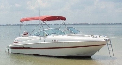 2004 Maxum 2100SD (Sport Deck) Bowrider Boat