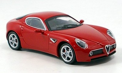 wonderful modelcar ALFA ROMEO 8C COMPETIZIONE 2006 red scale 1/43