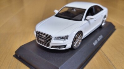 京商 アウディ A8 D4 ホワイト 1/43 モデルカー ミニカー Amazon | ミニカー 1/43 京商 アウディ A8 D4 ホワイト モデル