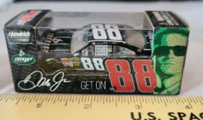 DALE JR #88 AMP ENERGY / SUGAR FREE 2009 IMPALA SS 1:24 ELITE AVEC COFFRET