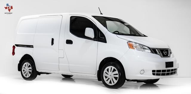 2017 Nissan NV200 SV Van 4D