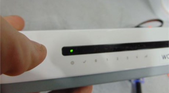 Cisco vEdge 100M - wireless router - WWAN - rack-mountable Mfg.VEDGE-100M-AC