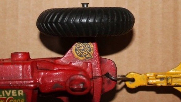 EARLY 1900'S ARCADE MFG CO OLIVER ROW CROP TRACTOR HARROW & RAKE LABELS & PAINT