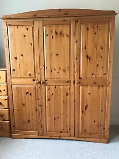 Pine Bedroom Furniture Wardrobe Dressing Table 5 Drawer