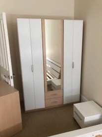 Wardrobe And Drawers In Kilwinning North Ayrshire Gumtree