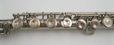 Selmer Bundy Student Flute Nice Condition and Ready to Play DON'T RENT!