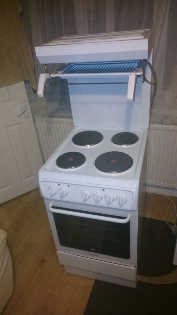 Hotpoint HL500E Creda Colection 50cm Creda Collection Electric Cooker With Eye Level Grill in