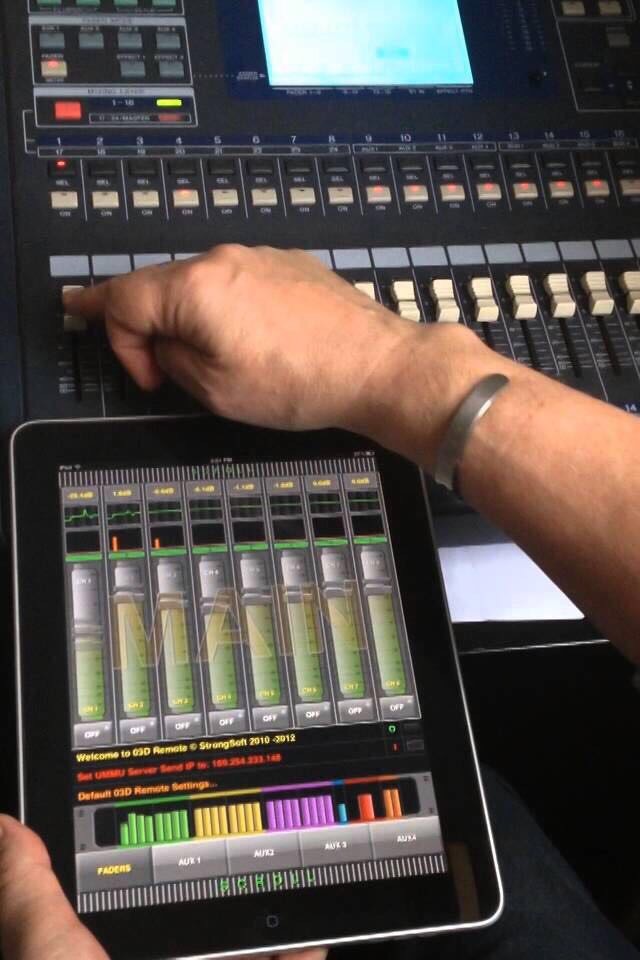 Yamaha 03D Mixer + Flight Case + iPad compatible controller in