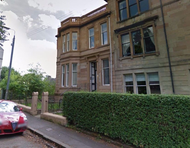 3 bedroom flat in Wilton Street, West End, Glasgow, G20 6DD in
