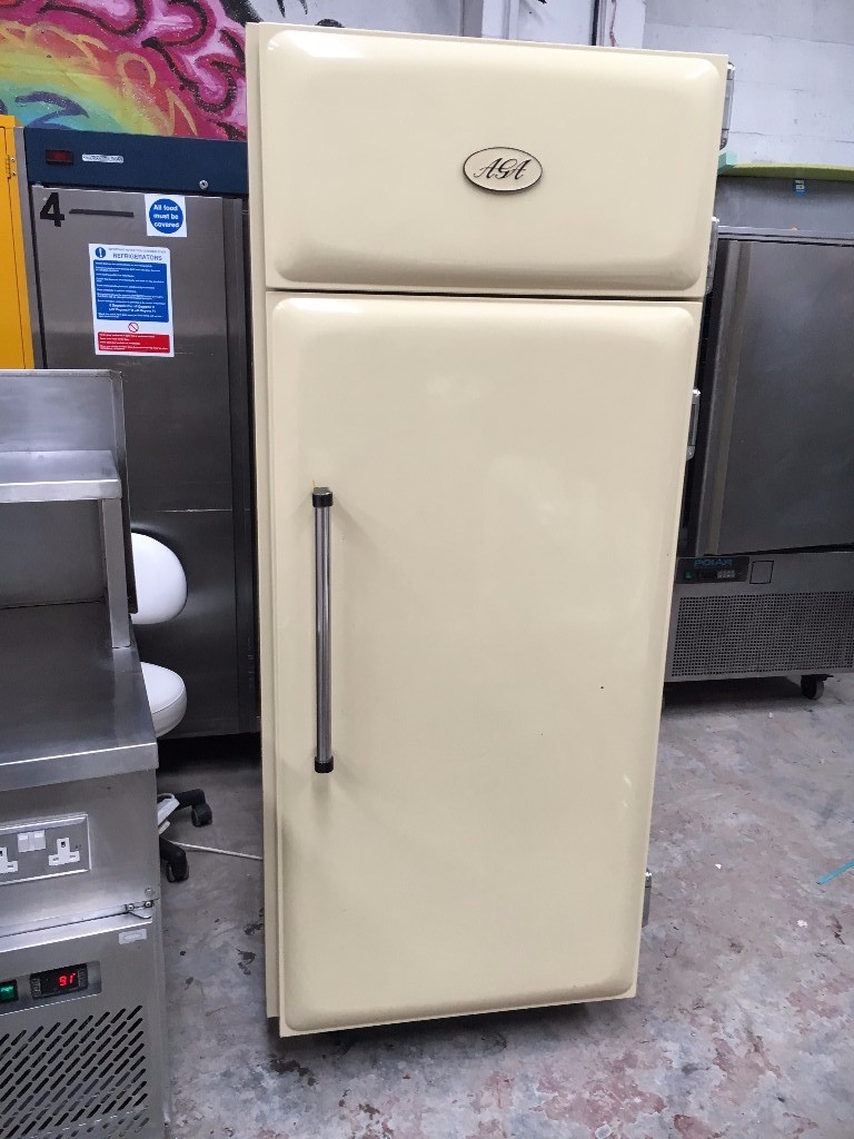 Cream Aga Upright Fridge/Aga 7404cm Wide Fridge/Aga Tall Larder