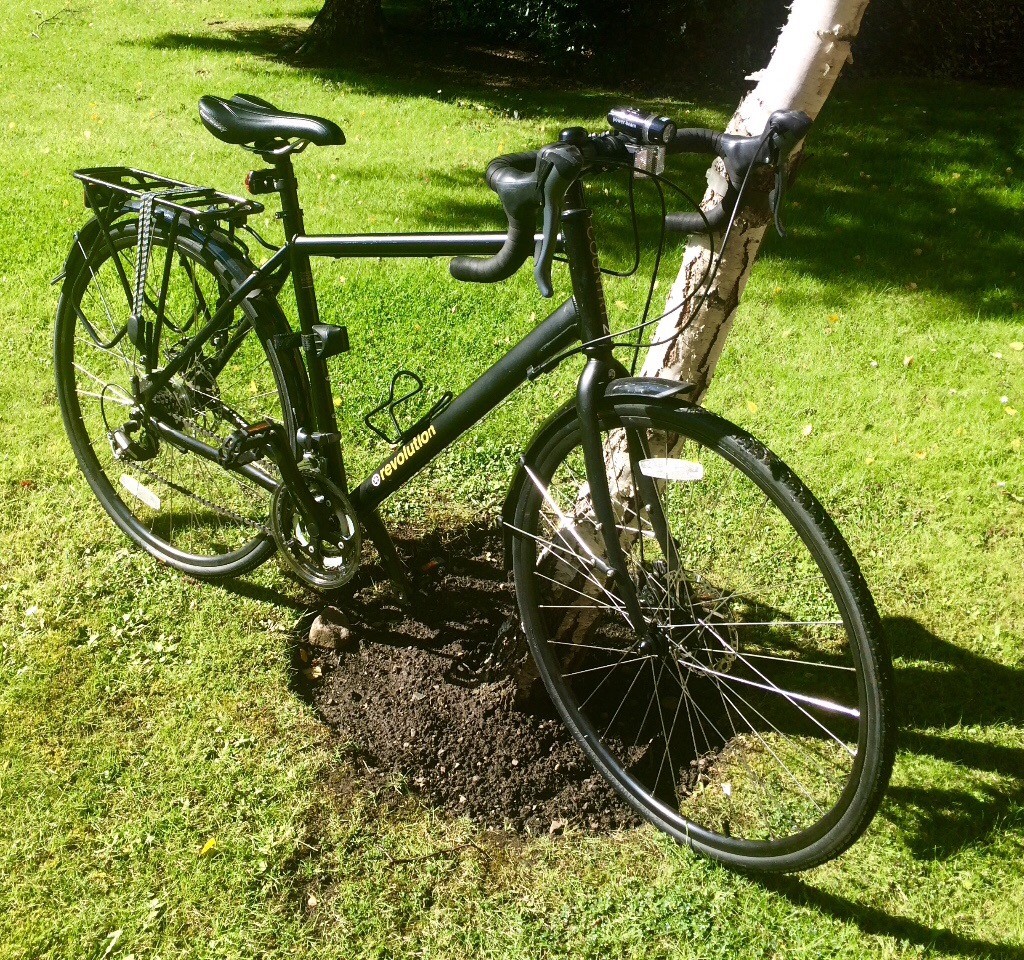 revolution streetfinder bike