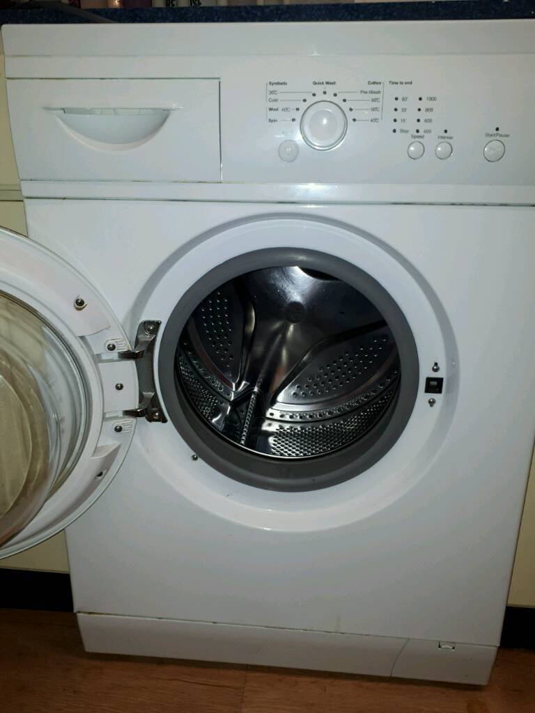 Next to new Currys Essentials washing machine in North Shields, Tyne and Wear Gumtree