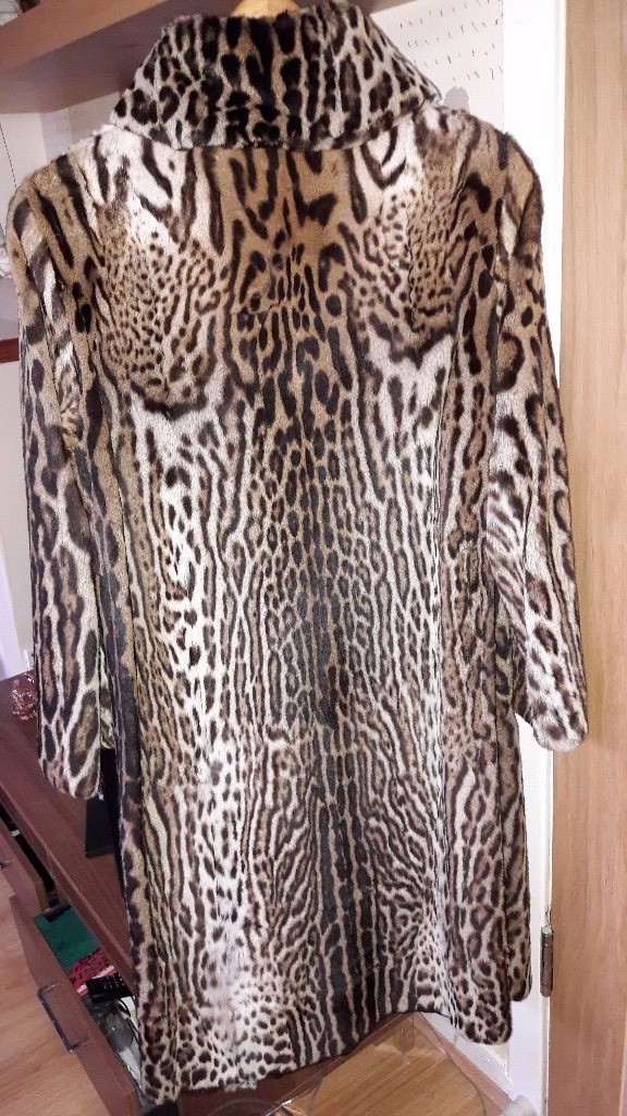 Stunning rare vintage real ocelot fur coat from the 1940s in East