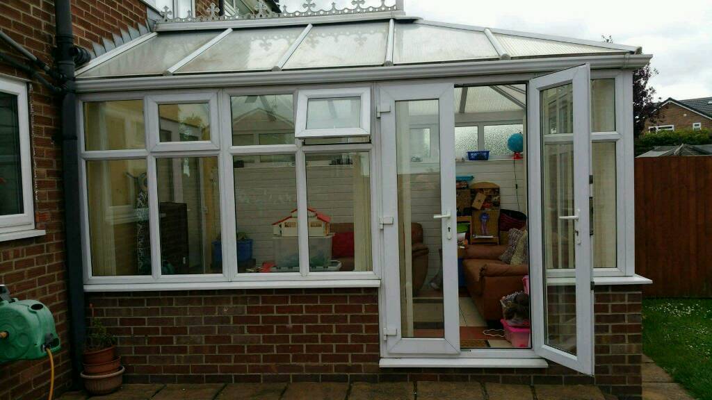 White upvc conservatory 4.3m x 3.5m in Spondon, Derbyshire Gumtree