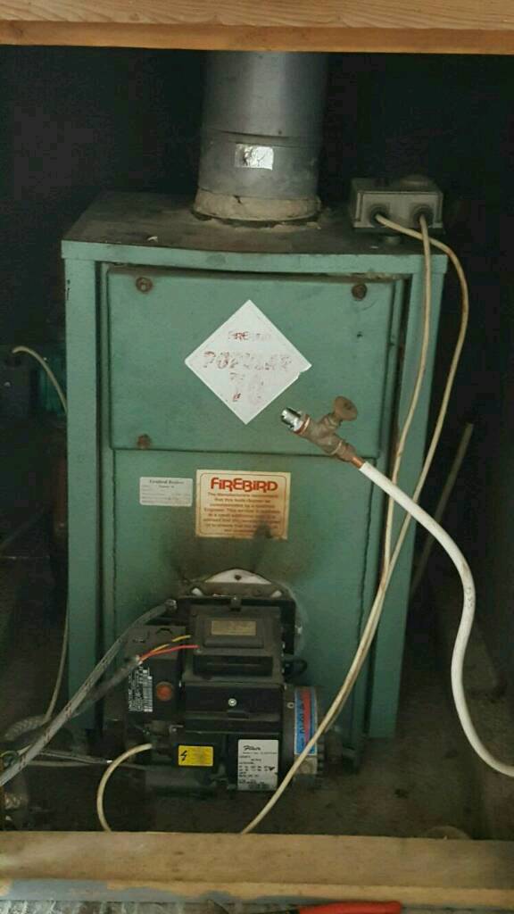 Firebird oil boiler, burner, pump, flue, housing in Coleraine, County