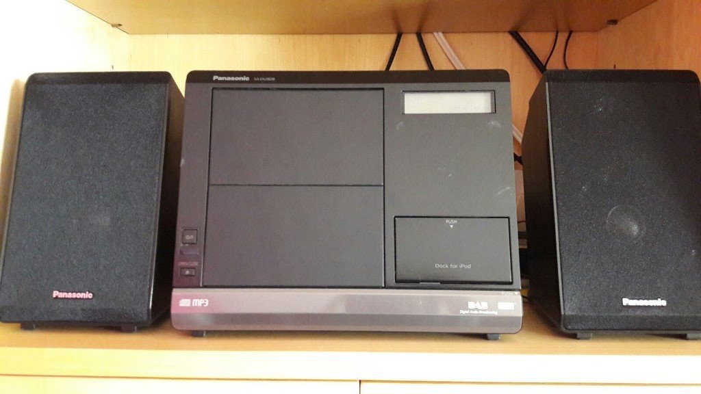 used Panasonic SA EN38DB DAB radio/CD player/IPod Dock and player