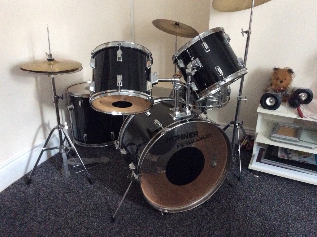 HOHNER PERCUSSION 5 piece drum kit in Black & chrome in Sunderland, Tyne and Wear Gumtree