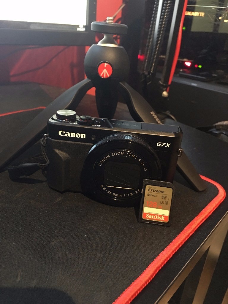 Canon PowerShot G7X Mark ii With Tripod and 128 GB