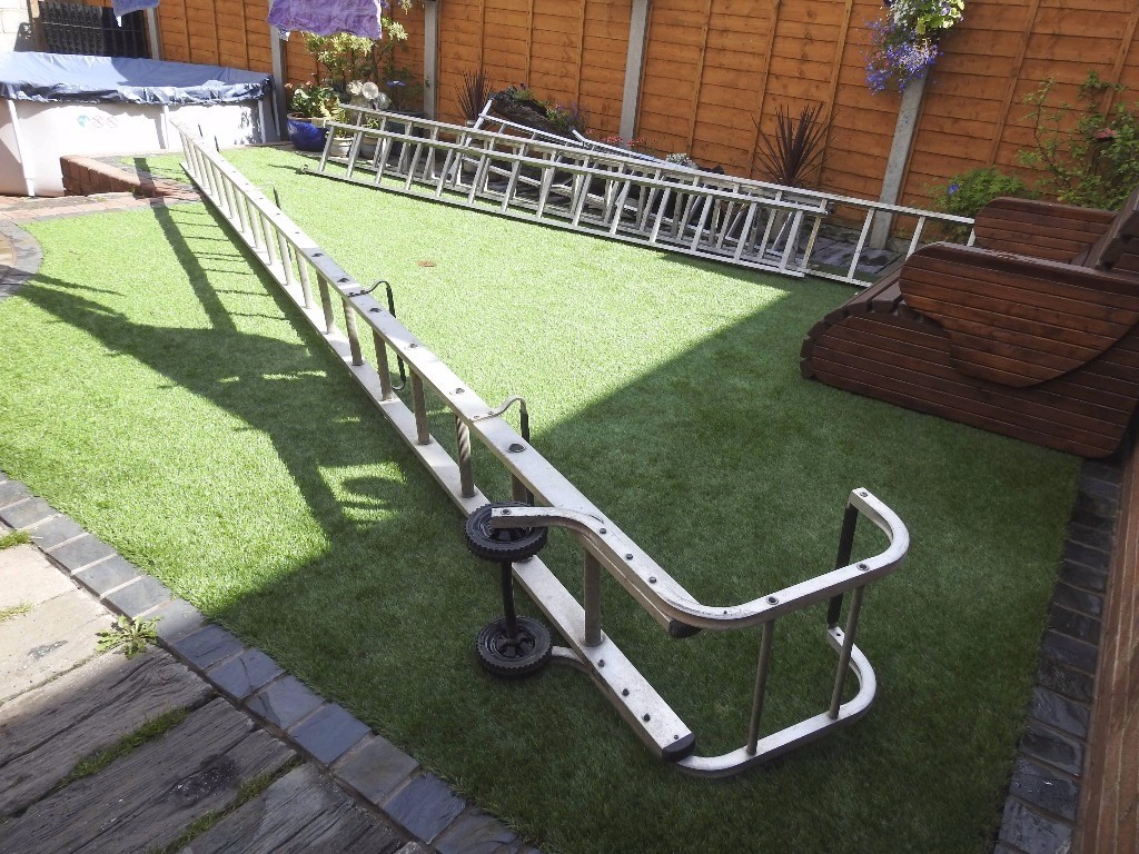 Roof / CAT Ladder 18 foot Long Lightweight in Sheldon, West Midlands