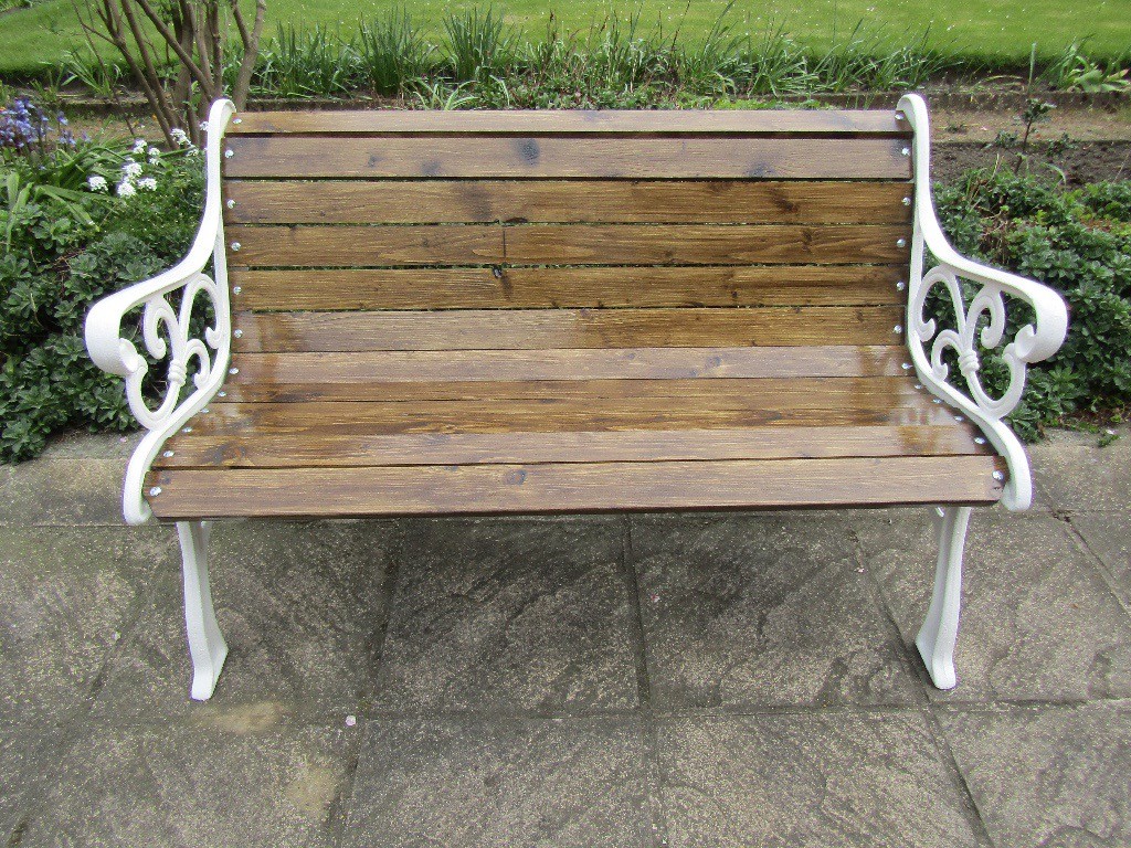 Vintage Garden Bench - Cast Iron Ends - New Wood - 4ft/1.23m ...