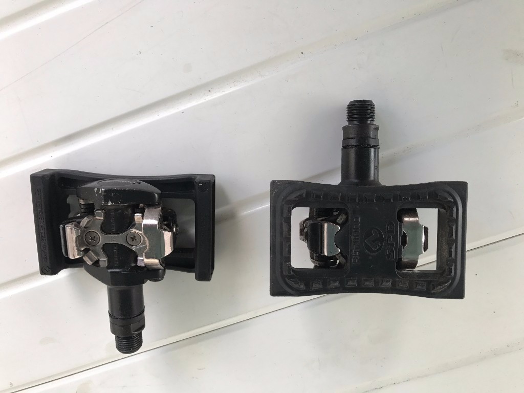 'Giant' Bike Parts, Clip on Pedals with Reverse Flats and Handlebar