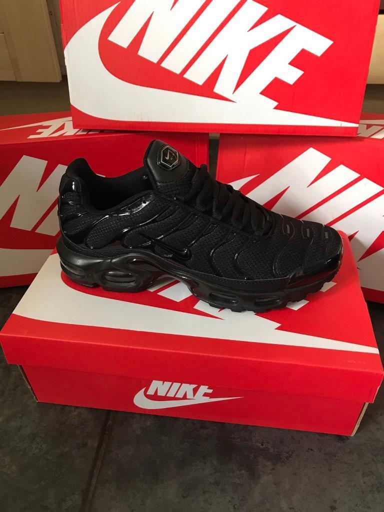 nike tns black size 9 nike tns black size 9