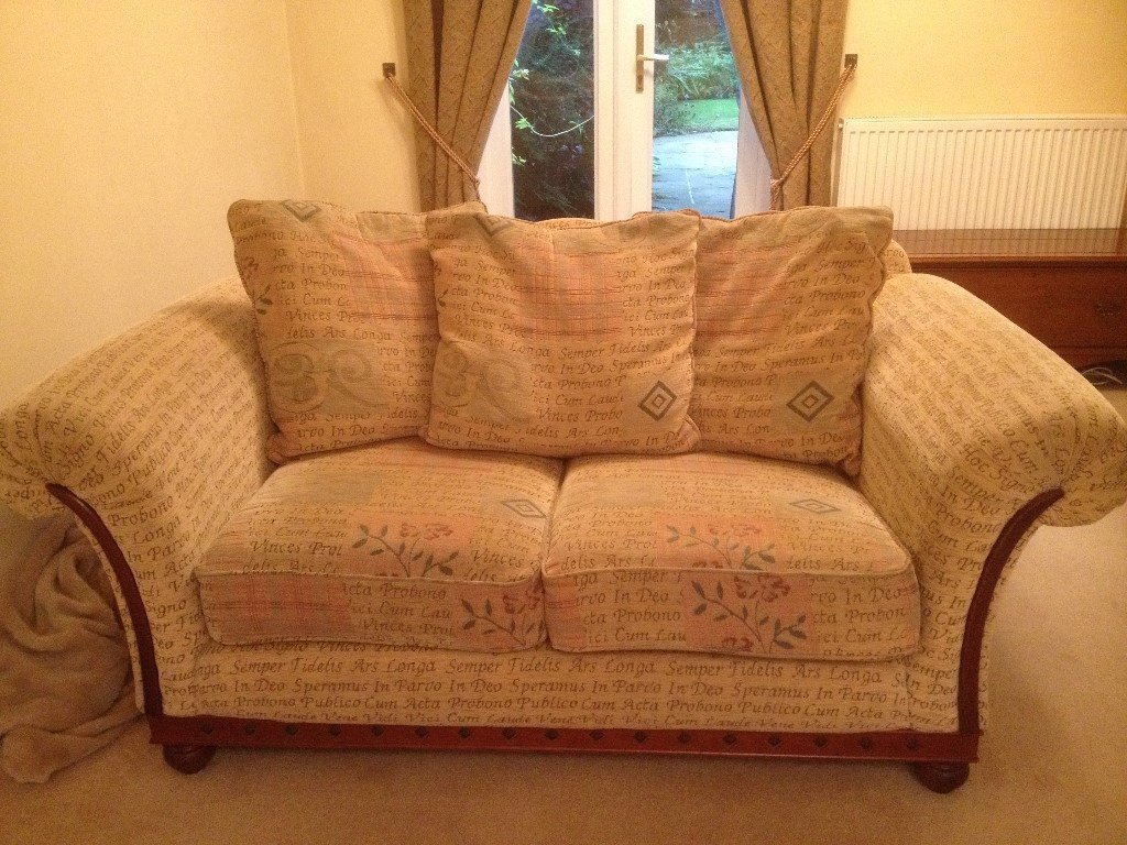2 Seater 3 Seater Sofas NEED TO GO TODAY TOMORROW HENCE PRICE