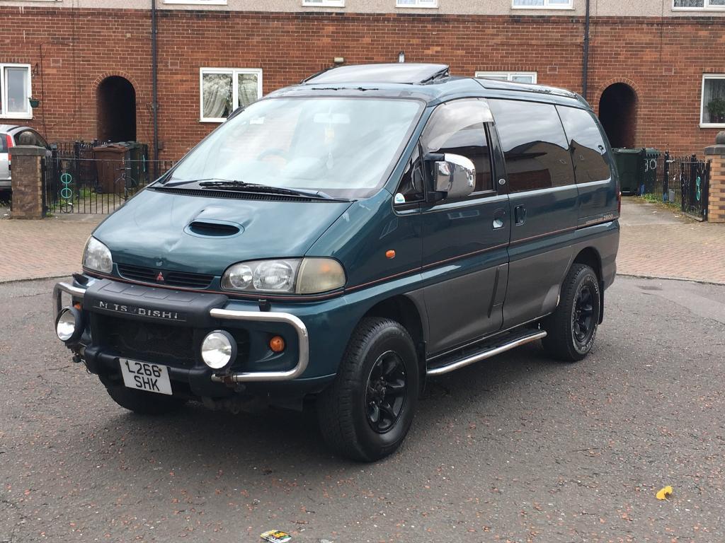 Машина mitsubishi delica