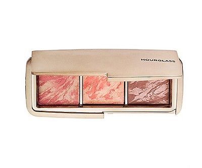 Maquillaje de rostro Hourglass