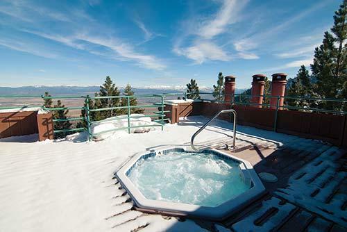 1 Week! Ridge Sierra and Club! Lake Tahoe! March - April!