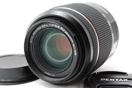 Pentax DA 18-50mm & 50-200mm WR Zoom Lens Set Dustproof
