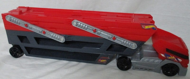 Red Mega Hauler Car Carrier Transporter Semi Truck Holds 50 Cars