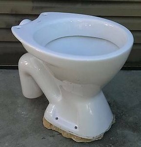 caroma slimline toilet