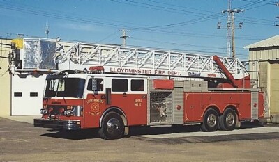 Lloydminster, SK Spartan/Thibault 105' SkyPod Canada -  fire apparatus photo 4x6