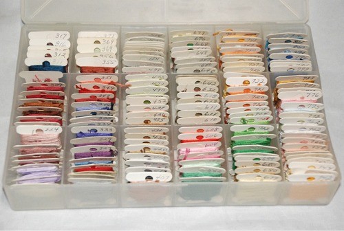 Plano Case with Embroidery Floss Thread 139 Skeins Cross Stitch Multi Colors