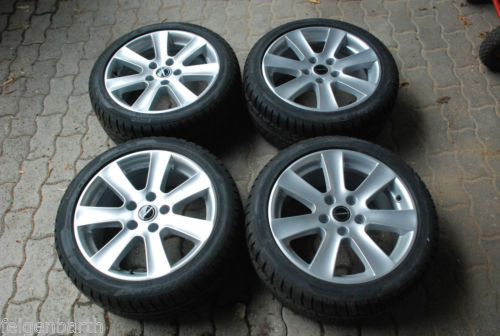 Kompletträder fürs Auto mit Aluminium Pirelli